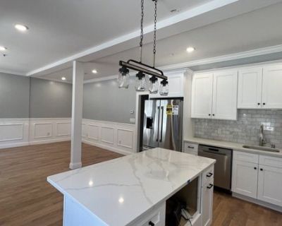 Cambridge St Apt A, Burlington, Flat For Rent