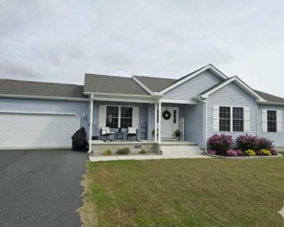 3 Bedroom 2BA 1304 ft Pet-Friendly Apartment For Rent in Harrington, DE