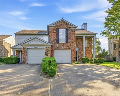 3 Bedroom 2BA 1530 ft Townhouse For Sale in Arlington, TX