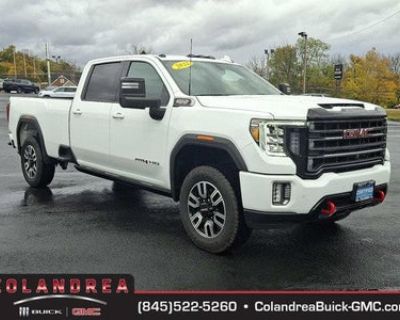 2022 GMC Sierra 3500HD 4X4 AT4 4DR Crew Cab SB SRW