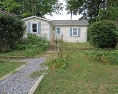 3 Bedroom 1BA Single Family Home For Sale in SOUND BEACH, NY