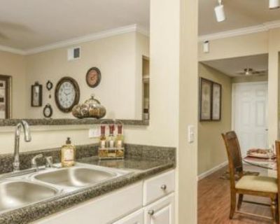 2 Bedroom 2BA 1039 ft Pet-Friendly Apartment For Rent in Pasadena, TX