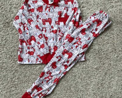 PJs - size 8 (run size 6 or 6/7)