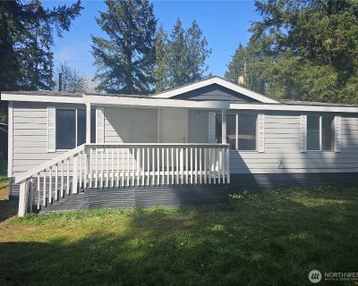 3 Bedroom 2BA 1080 ft Mobile Home For Sale in Roy, WA