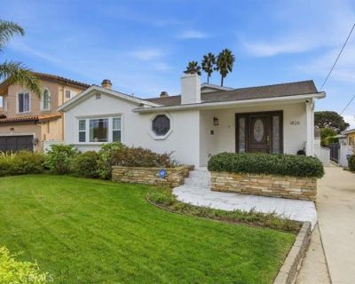 3 Bedroom 2BA 1712 ft Single Family Home For Sale in MANHATTAN BEACH, CA