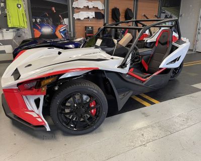 2024 Polaris Slingshot ROUSH Edition Manual