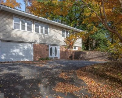 5715 Massachusetts Ave. Fantastic opportunity along Bethesda's Massachusetts Avenue corridor. This 4-bedroom, 3 full and 2 half-bath raised rambler sits on a spacious 0.33-acre lot within the Wood Acres Elementary, Thomas W. Pyle Middle, and Walt Whitman High School district. The home offers a functional floor plan with multiple living areas, hardwood floors on the main level, and a walkout low...