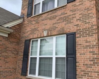 8839 Robin Dr Apt B. 2 story townhouse in Des Plaines. The unit is approximately 1,221sf. Features include 3 bedrooms, 1 1/2 baths, a large kitchen, and living space, finish basements w/ Utility room. Vaulted ceilings in all bedrooms, There is a patio door off the kitchen that leads to a private backyard. Additional features include 1 parking space, stainless steel appliances. The courtyard set...