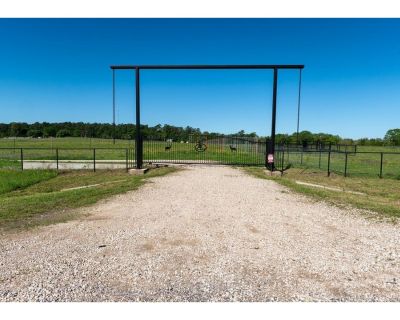 Land For Sale in Richards, TX