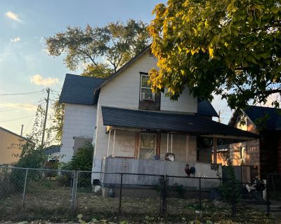 4 Bedroom 2BA 1644 ft Single Family House For Sale in New Castle, IN