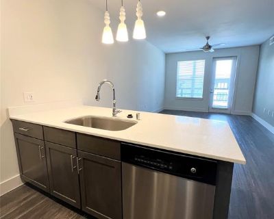 1 Bedroom 1BA 702 ft Condo For Rent in Plano, TX