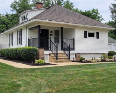 2 Bedroom 1BA 1456 ft Single Family Home For Sale in BUTLER, PA