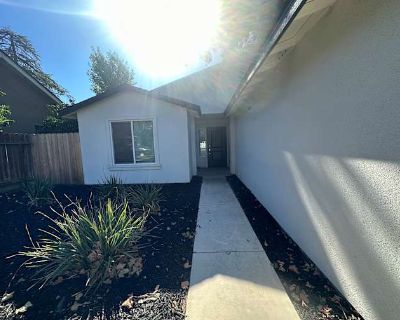 Shared room with shared bathroom in a House with 3 roomies, Turlock, CA 95380