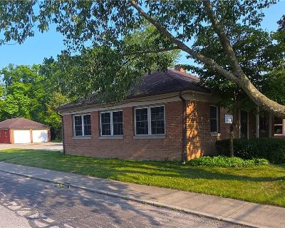 Commercial Property For Sale in Berea, OH