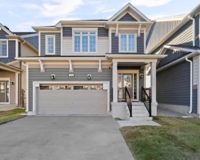 4 Bedroom 2454 ft House For Rent in Gravenhurst, ON