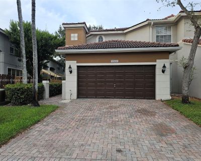3 Bedroom 3BA 1883 ft Apartment For Rent in Doral, FL