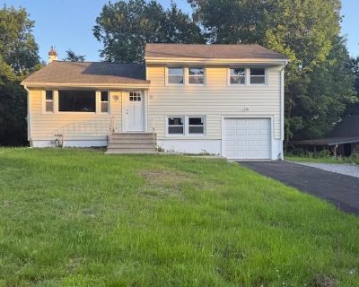 3 Bedroom 1BA 1524 ft House For Rent in Suffern, NY