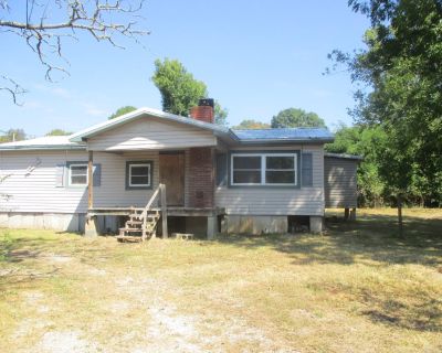 2 Bedroom 1BA 1221 ft Single Family House For Sale in Jessieville, AR