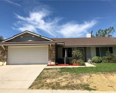 Solid wood kitchen cabinets, granite countertop, recessed lightings, solid wood bathroom vanity. Tile flooring in bathrooms. Waterproof vinyl flooring throughout. New interior and exterior paint. Newer dual plane windows. Newer A/C and heating. Newer copper water pipes. Blue Ribbon schools. Convenient location. Walking distance to restaurants, vons, library and Mesa Robles school. Close to 60 f...