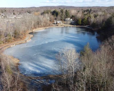 2 Bedroom 2BA 1300 ft Apartment For Rent in Hyde Park, NY