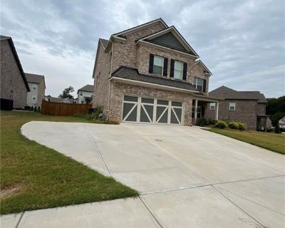 5 Bedroom 4BA 2621 ft Single Family Home For Sale in Buford, GA