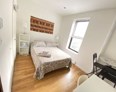 Furnished Room for Rent - A spacious room in UWS by Riverside and CP