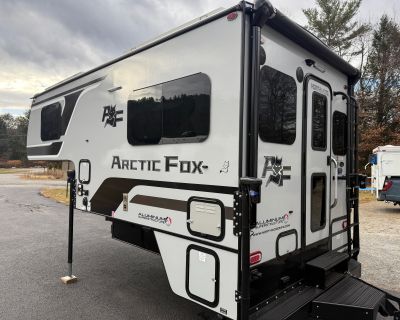 2026 Arctic Fox 865 Short Bed