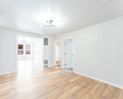 3 Bedroom 1BA 1400 ft Apartment For Rent in Chicago, IL