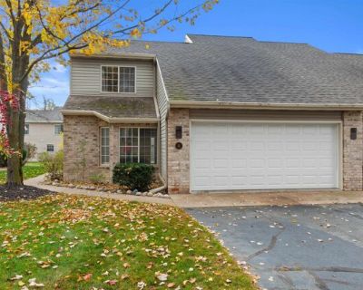 Whiting Ave, Stevens Point, Condo For Sale