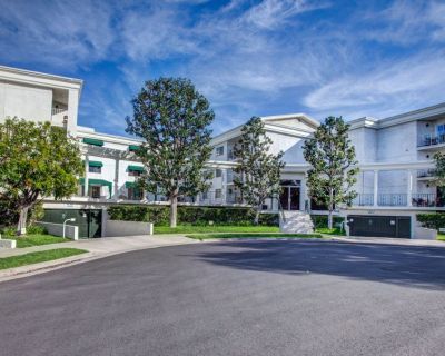 For Sale: 2 Bed 2 Bath condo in Sherman Oaks for $499,500