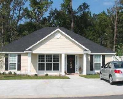 3 Bedroom 2BA 1454 ft Pet-Friendly Apartment For Rent in Lowndes County, GA