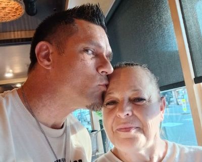 Tammie - Needs an Apartment on iROOMit or a Room