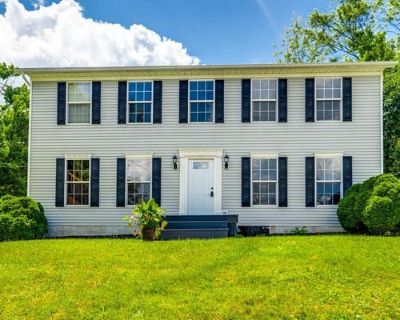 5 Bedroom 3BA 1920 ft Single Family Home For Sale in AKRON, OH