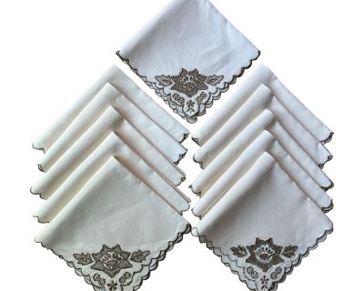 Vintage Italian Hand-Embroidered Linen Napkins-Set 10