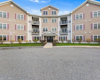 3 Bedroom 2BA 1336 ft Condominium For Sale in DANVERS, MA