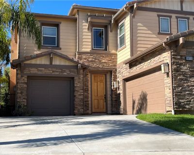 5 Bedroom 4BA 3695 ft Apartment For Rent in Fountain Valley, CA