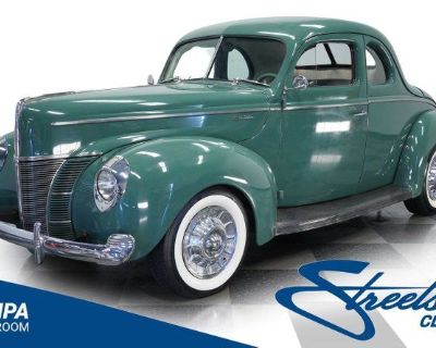 1940 Ford Deluxe Business Coupe