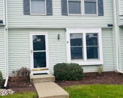 40 Constitution Way. Welcome to Franklin Meadows!This beautifully renovated 2-bedroom, 2.5-bath townhome offers three levels of spacious living in the desirable Franklin Meadows community. Enjoy modern updates throughout, along with central air and heating for year-round comfort. The association provides access to a community pool and includes common area maintenance and garbage removal. Conven...