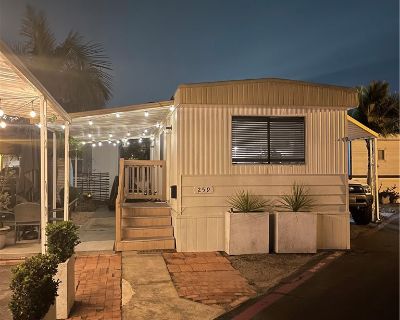 1 Bedroom 1BA Single Family House For Sale in Huntington Beach, CA