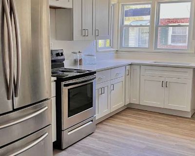 Available on: now. Unfurnished. Parking available * Internet included * LGBTQ+ friendly * Students welcome * 40+ years welcome Tye will require background checks for this room Learn more. Rated Very Walkable. This single-family home is located in the heart of Hampton. Just minutes from Langley Air Force Base, Hampton University, Downtown Hampton, and the VA Medical Center, this home offers the ...