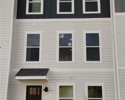 4 Bedroom 3BA 1800 ft Townhouse For Sale in Wexford, PA