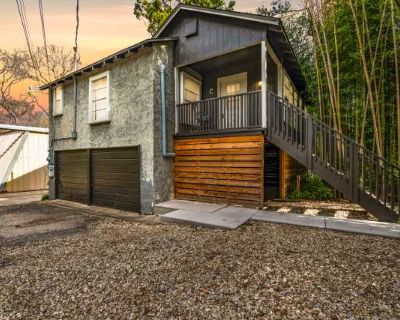 1 Bedroom 1BA 0 ft Furnished Apartment For Rent in Waco, TX