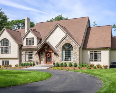 5 Bedroom 5BA 6364 ft Apartment For Rent in Sudbury, MA