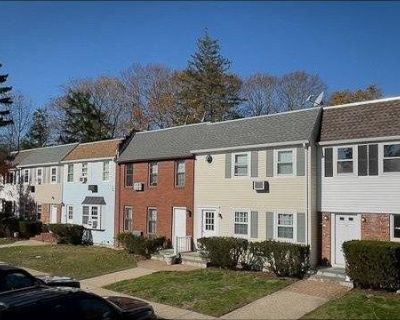 1 Bedroom 1BA Apartment For Rent in Hampton Bays, NY