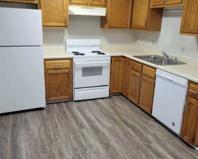 2 Bedroom 1.5BA 1000 ft Pet-Friendly Apartment For Rent in Berea, KY
