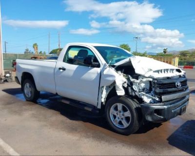 Salvage White 2017 Toyota Tundra Sr 5.7l V8