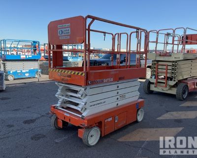 2017 Snorkel S4732E Electric Scissor Lift