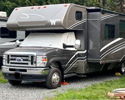 2021 Winnebago MINNIE WINNIE