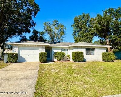 3 Bedroom 2BA 1148 ft Apartment For Rent in Titusville, FL