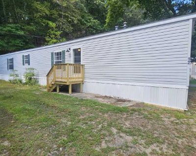 2 Bedroom 2BA 980 ft Mobile Home For Rent in Norwich, CT